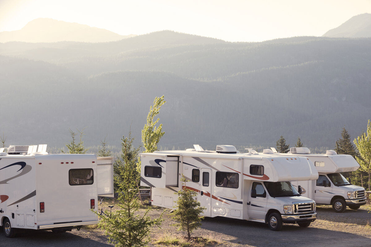 RVs parked at a Central Oregon RV park where onsite service is performed